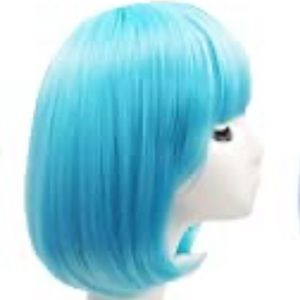 Short Blue Wig w/ bangs